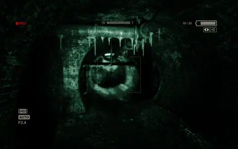Outlast – Ze hry