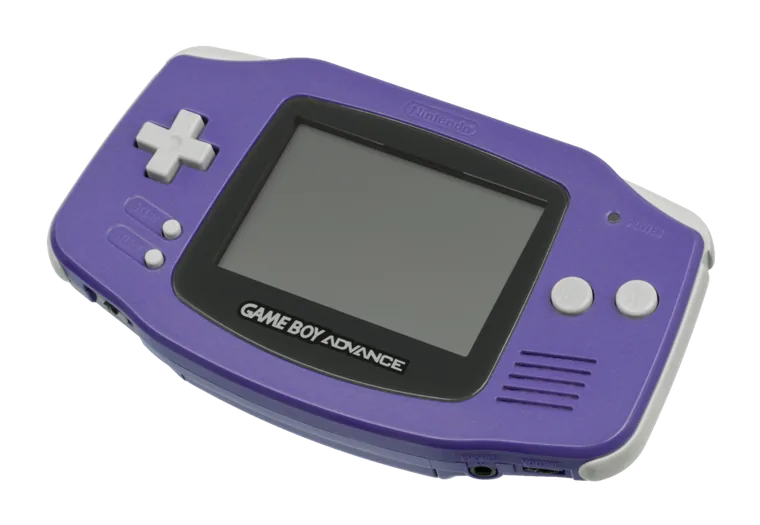 Das erste GBA-Modell in der Farbe Indigo