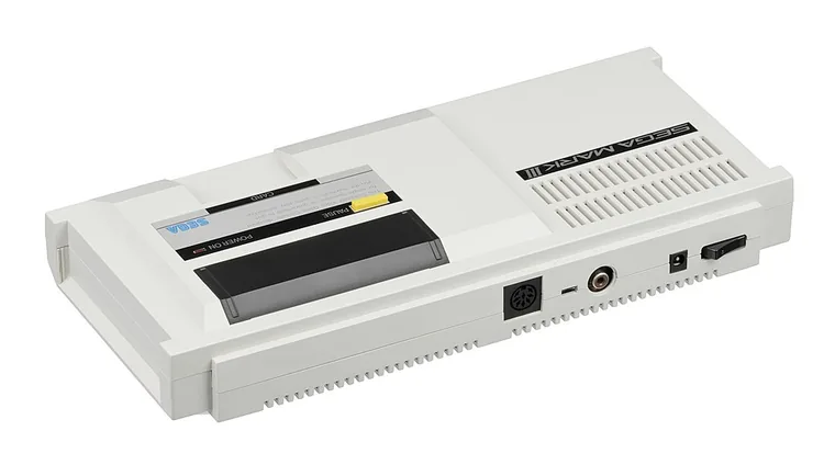 Japonská Sega Mark III z roku 1985