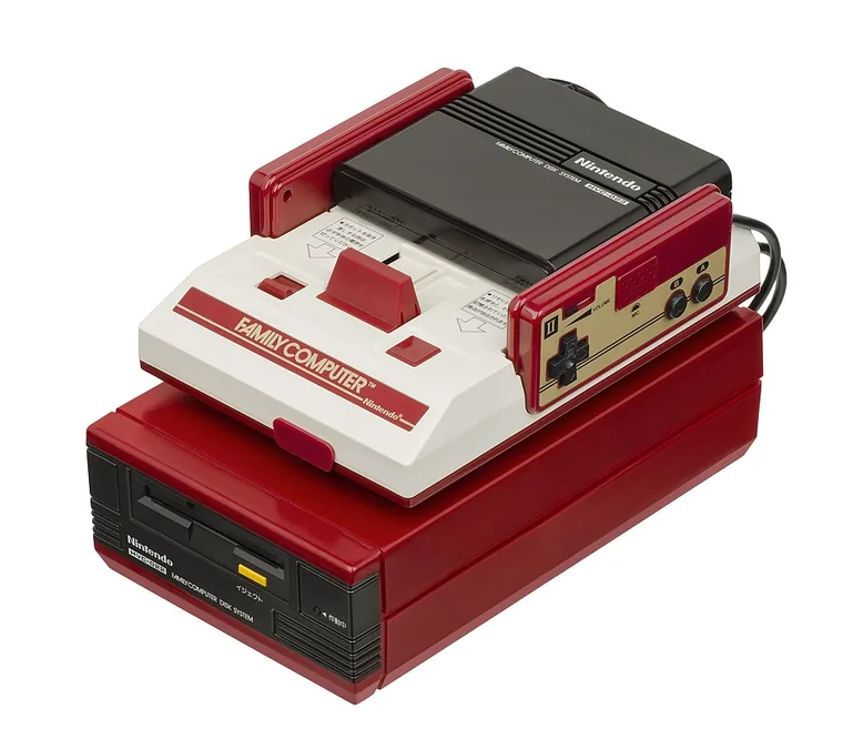 Famicom s přídavným Disk Systemem